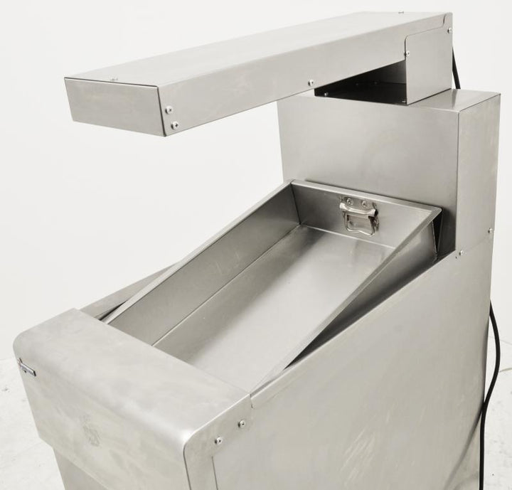 Chip dump station with heating lamp item: 43260 - Continental Restaurant Equipment