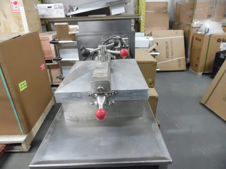 Used Henny Penny Computron 1000 Pressure Fryer, Gas (Natural Gas) - Continental Restaurant Equipment