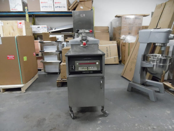 Used Henny Penny PFE-500 Electric Pressure Fryer - Continental Restaurant Equipment