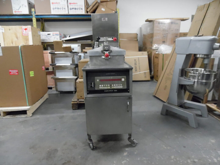 Used Henny Penny PFE-500 Electric Pressure Fryer - Continental Restaurant Equipment