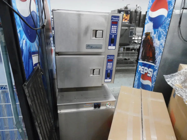 Used CLEVELAND STEAMER with BOILER BASE