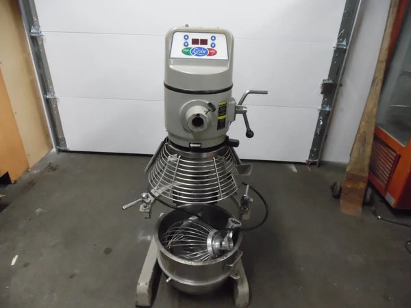 Used Globe SP30 30 Qt Gear Driven Planetary Mixer